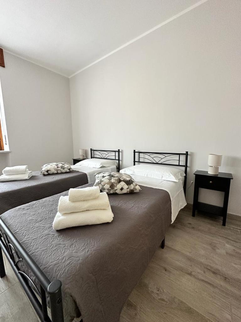 Ca Rosas - Appartamento Alba Alba  Esterno foto